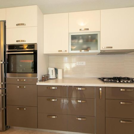 Apartmani Darinka Baška Voda Exteriér fotografie