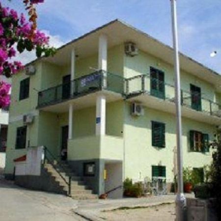 Apartmani Darinka Baška Voda Exteriér fotografie