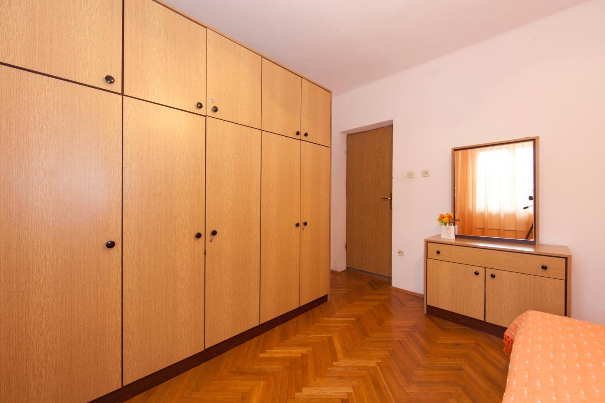 Apartmani Darinka Baška Voda Exteriér fotografie
