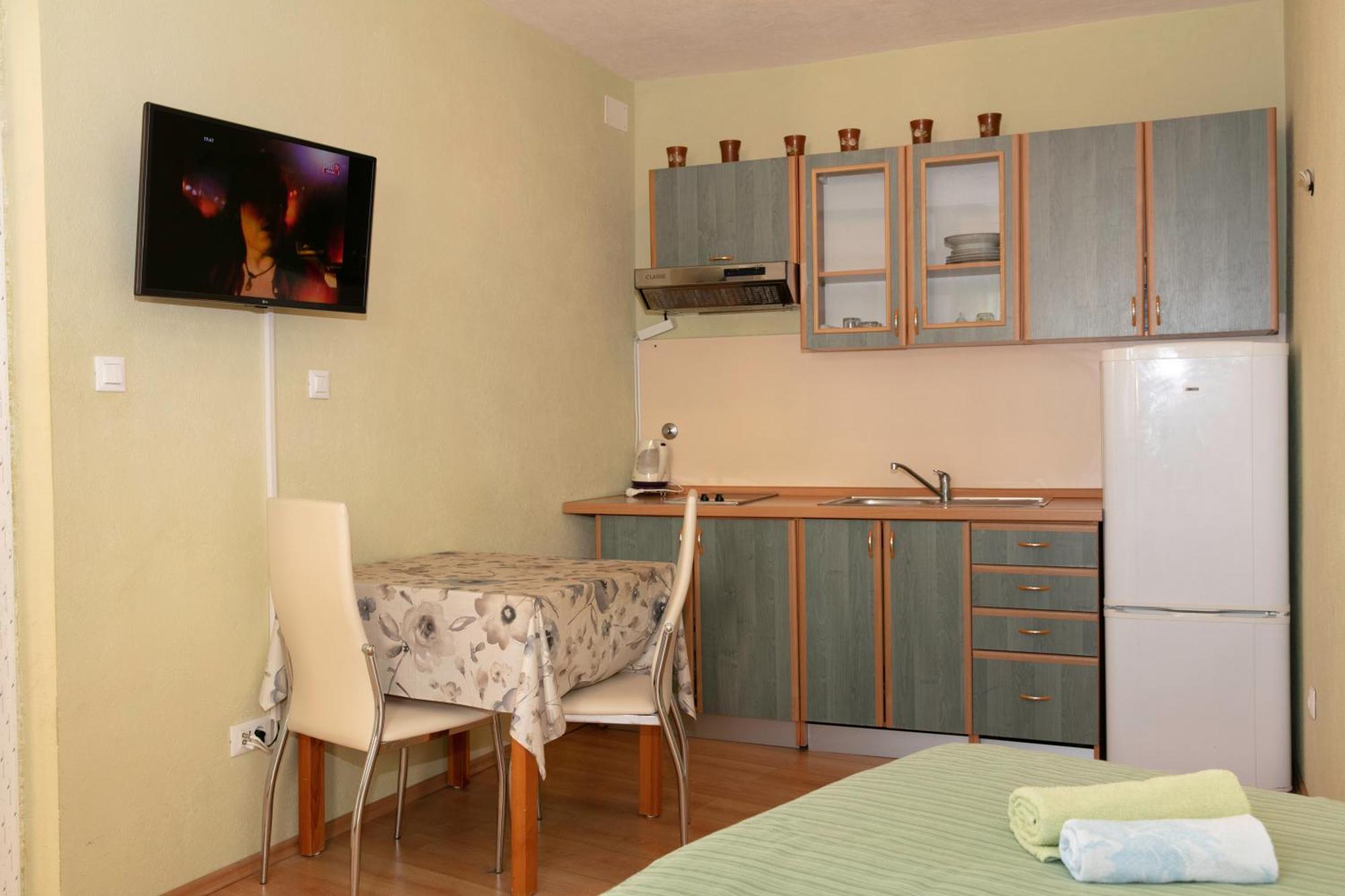 Apartmani Darinka Baška Voda Exteriér fotografie