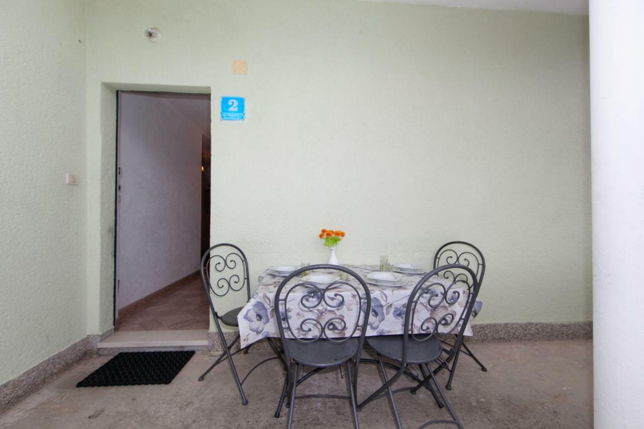 Apartmani Darinka Baška Voda Exteriér fotografie