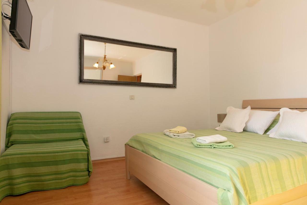 Apartmani Darinka Baška Voda Exteriér fotografie