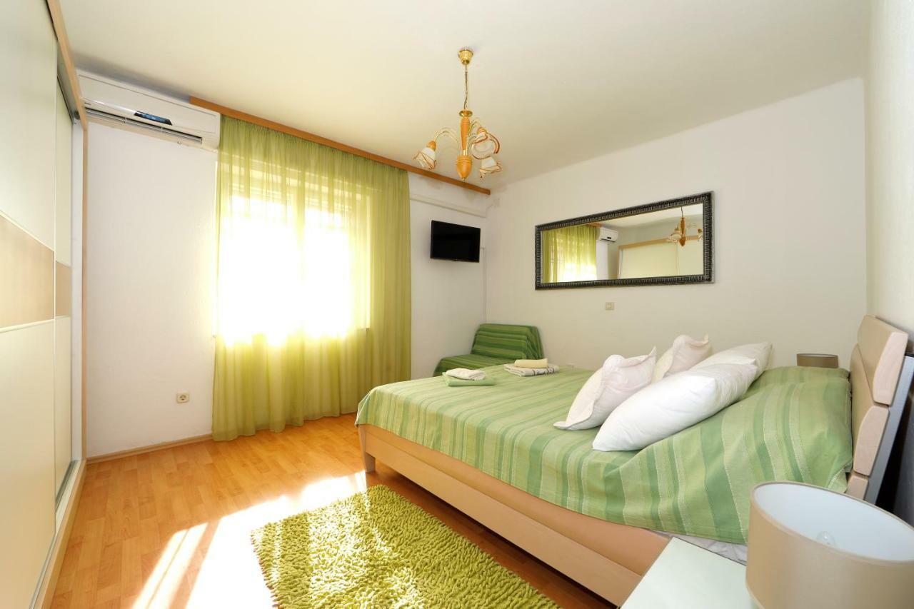 Apartmani Darinka Baška Voda Exteriér fotografie
