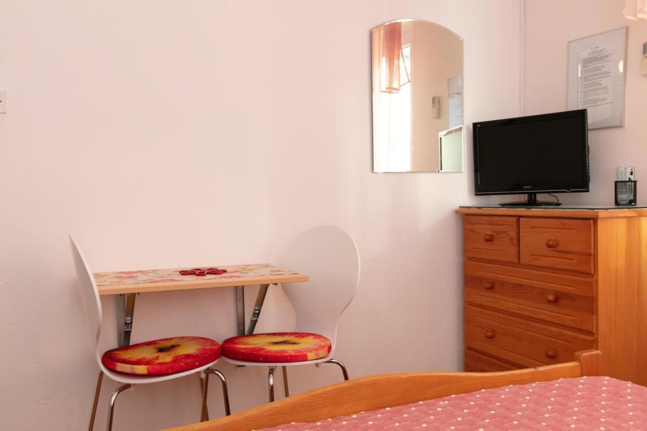 Apartmani Darinka Baška Voda Exteriér fotografie