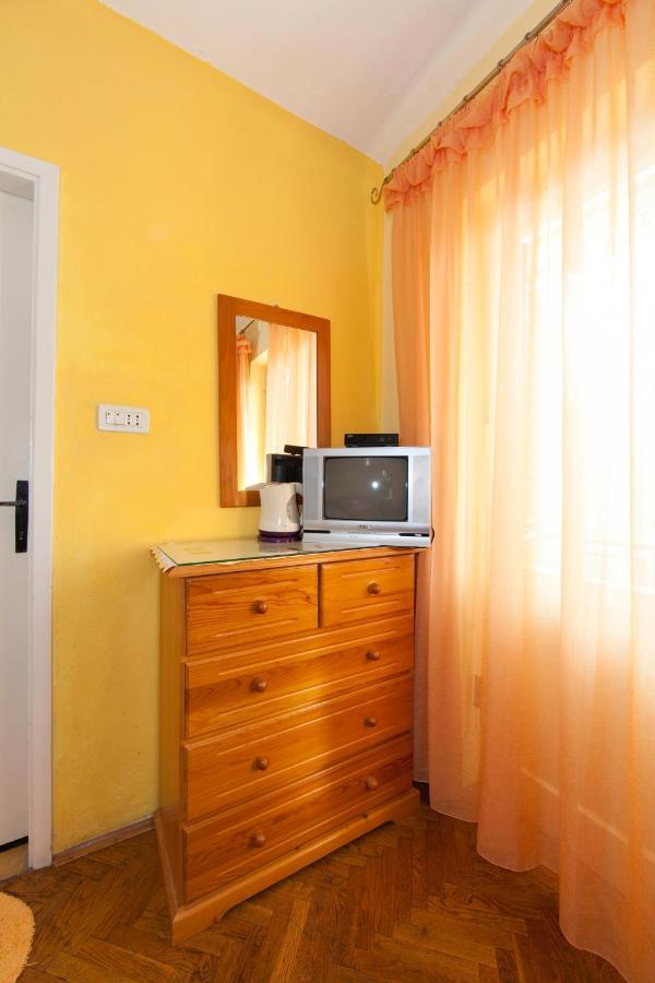 Apartmani Darinka Baška Voda Exteriér fotografie